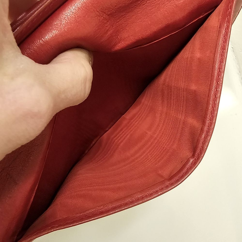 CHANELl Caviar Red Leather Wallet - Picture 8 of 10